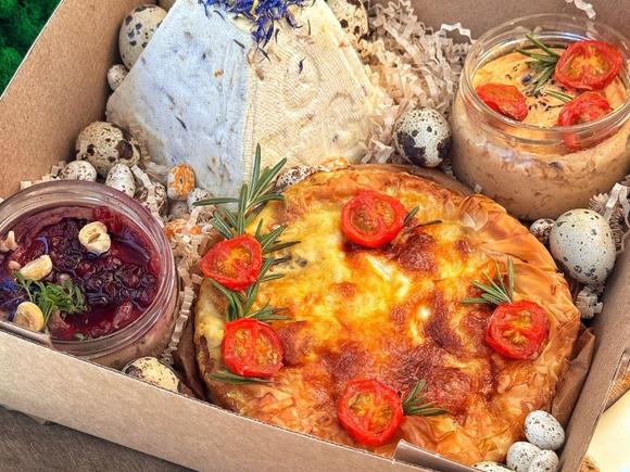 Пасхальный набор на 4-6 персон в Красноярске