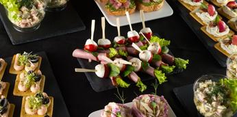 Мини фуршет с салатиками на 20 персон